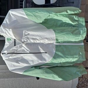 DAE wind breaker jacket